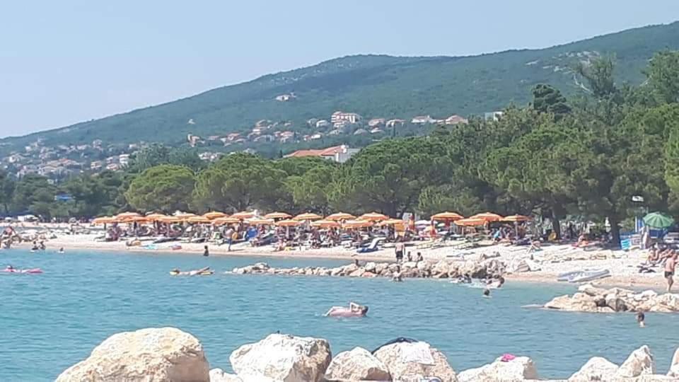 Turina Lejlighed Crikvenica Eksteriør billede