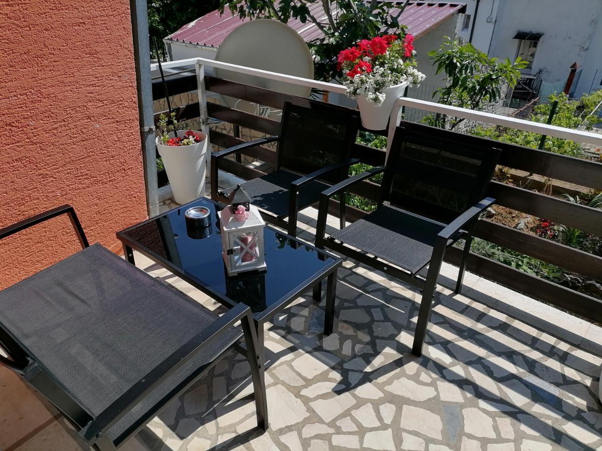 Turina Lejlighed Crikvenica Eksteriør billede